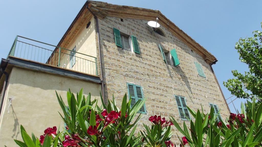 B&B Reillys Montecarotto Ngoại thất bức ảnh